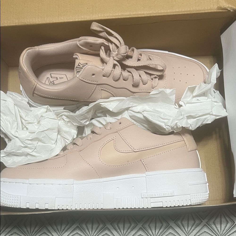 Nike Women's Soft Pink Sneakers